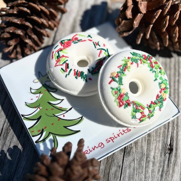 holiday donut bath bomb